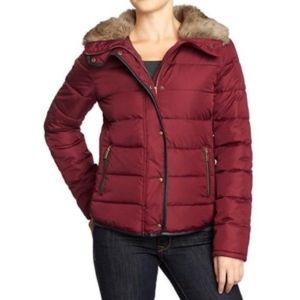 Dark Red Puffer Snow Jacket w/Faux Fur Collar
